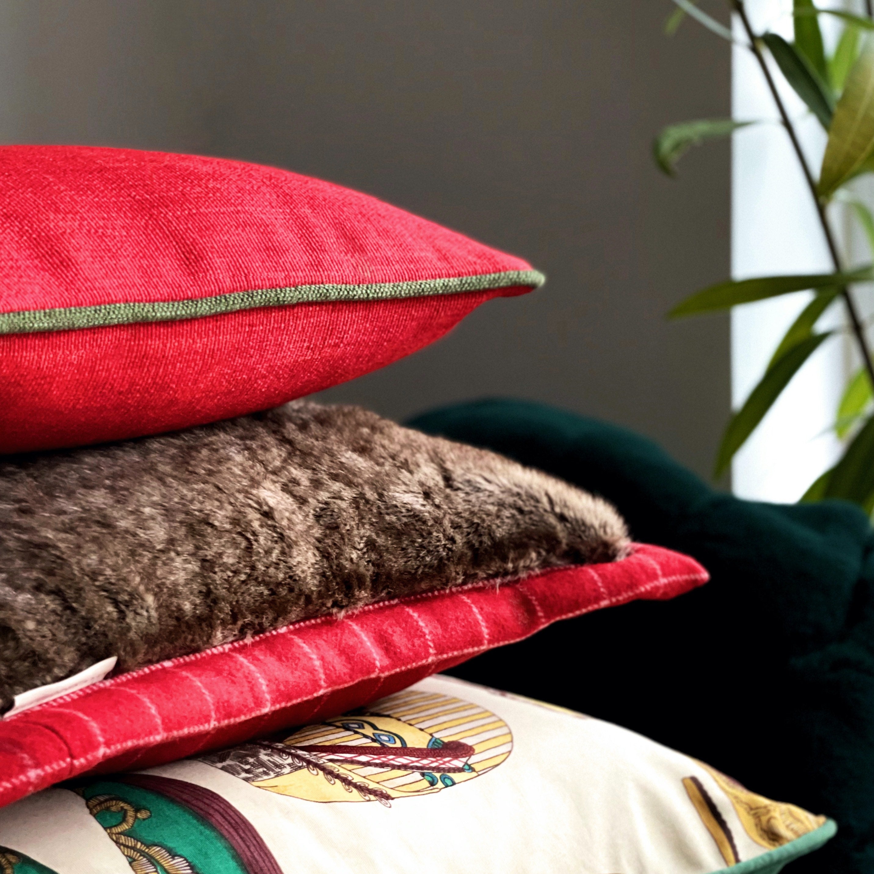 Textured Red Cushion Cover with Green Piping - 40x40cm