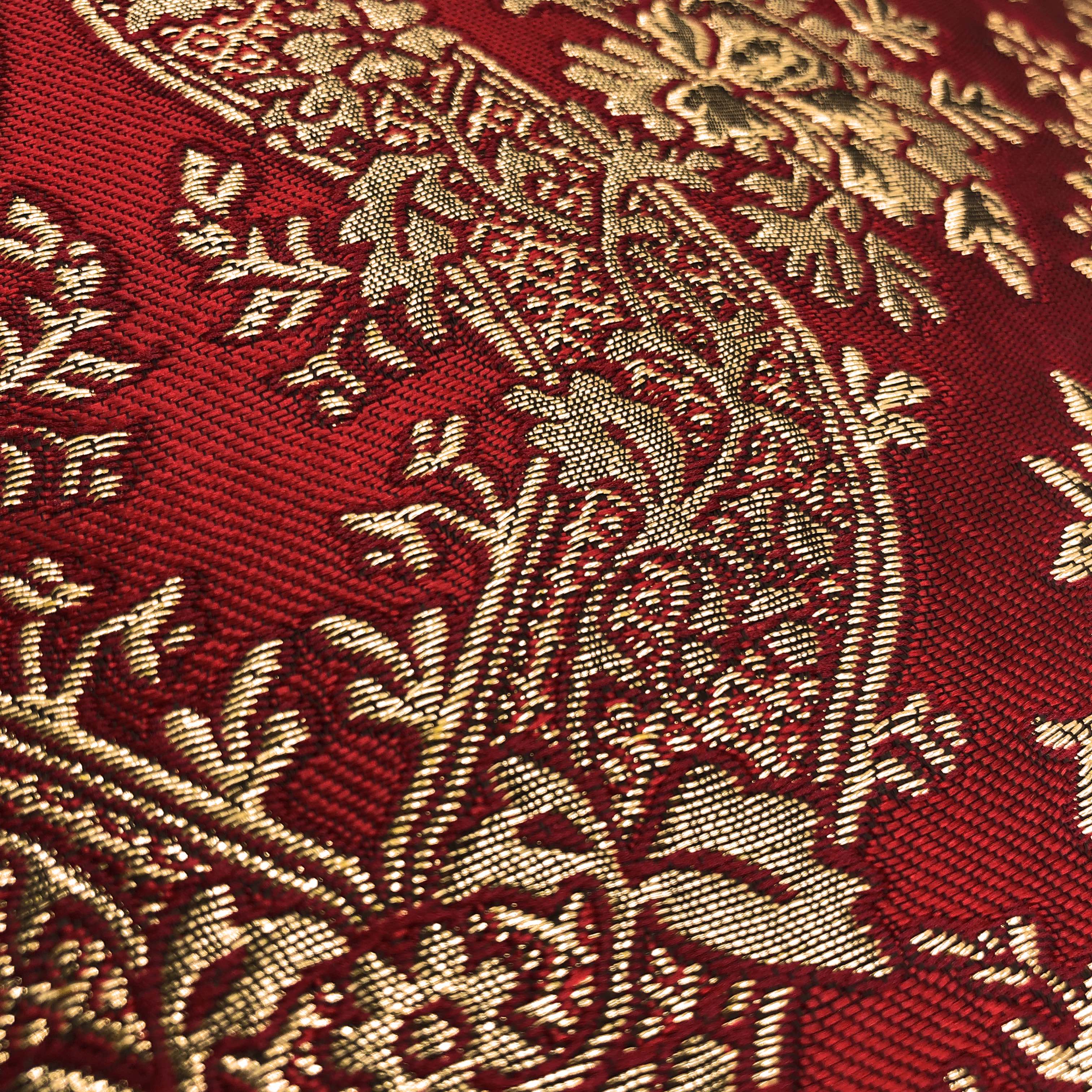 Luxurious Red & Gold Paisley Jacquard Cushion Cover - 45x45cm